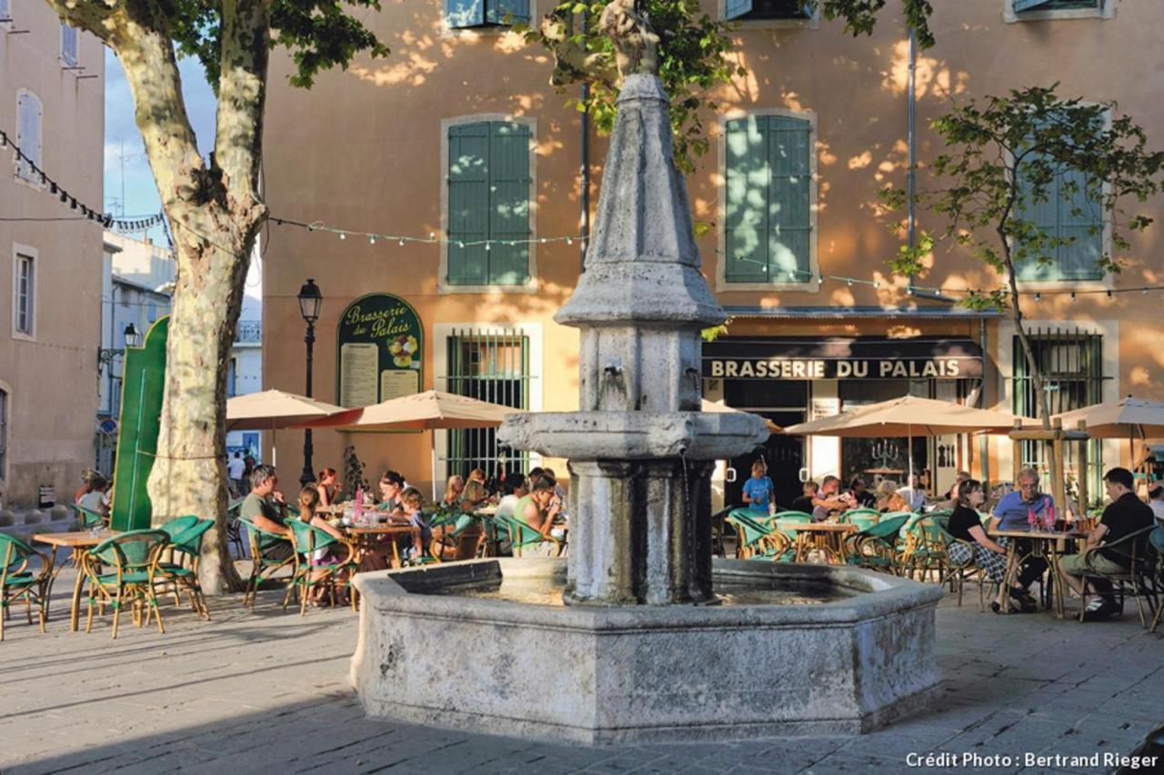 Beautiful Art Lovers Apartment Beziers Exterior photo
